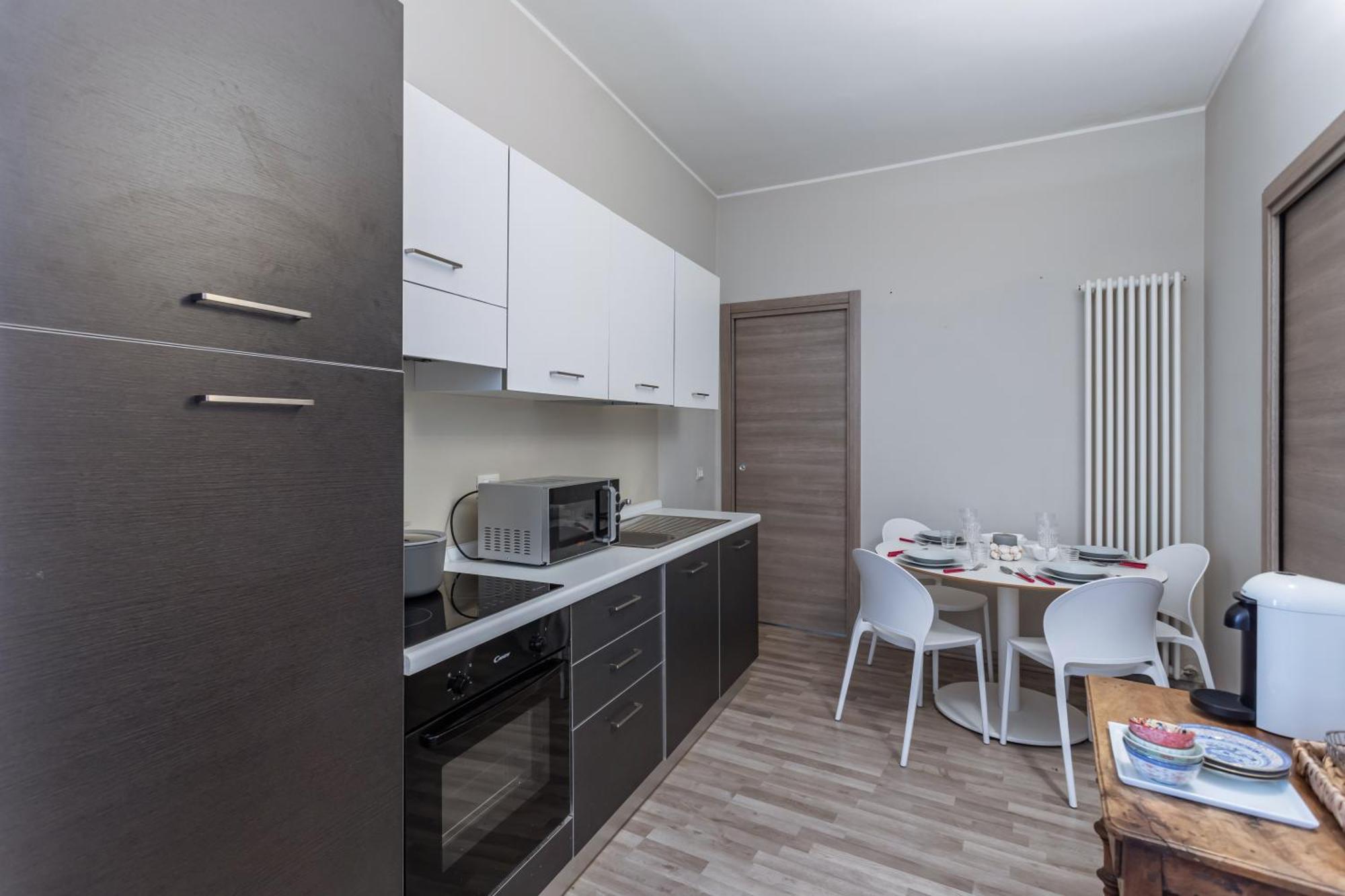 Casa Ugo - Pavia City Center - By Host4U Екстер'єр фото
